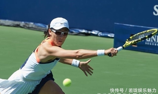 拥有强牌的 拥有强牌的